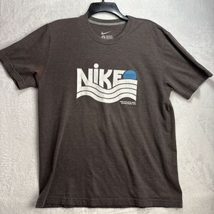Nike The Athletic Department T Shirt Size L